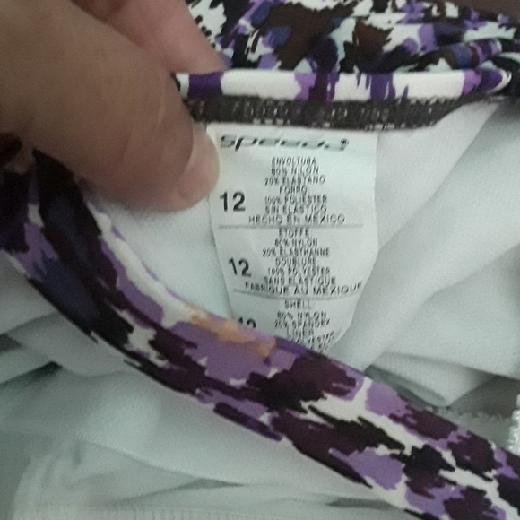 Speedo size 12 bathing suit - Picture 3 of 3